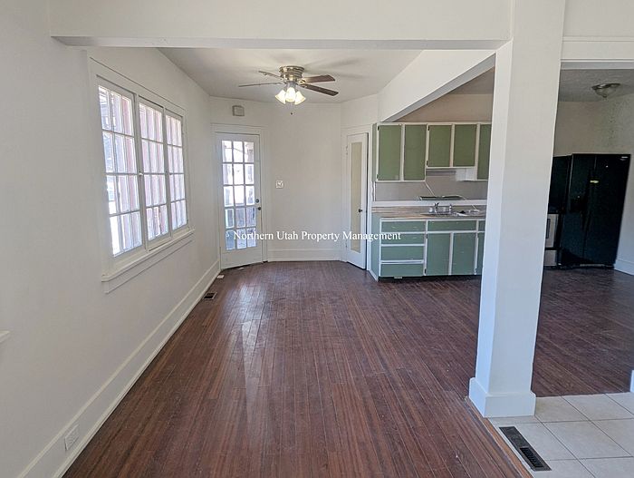 2 Front Room_01222025