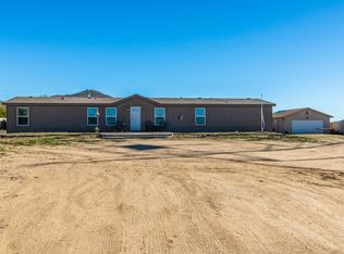 39935 N New River Rd, Phoenix, AZ 85086