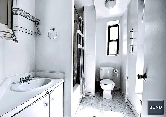 Rented by Bond New York | media 14