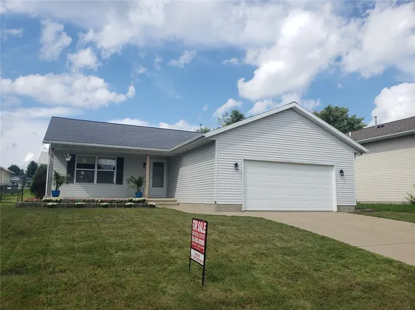 5500 Kacena Ave, Marion, IA 52302