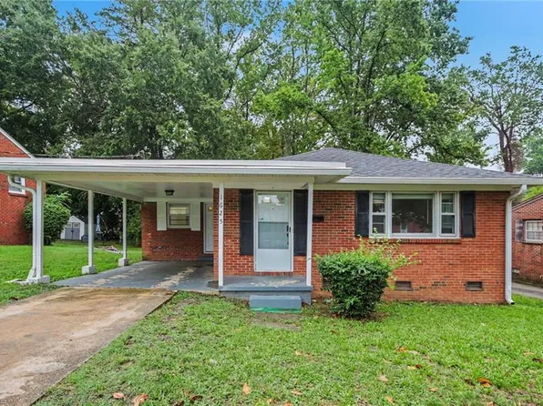 1625 Pichard St, Greensboro, NC 27401