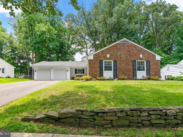1774 E Regents Park Rd, Crofton, MD 21114