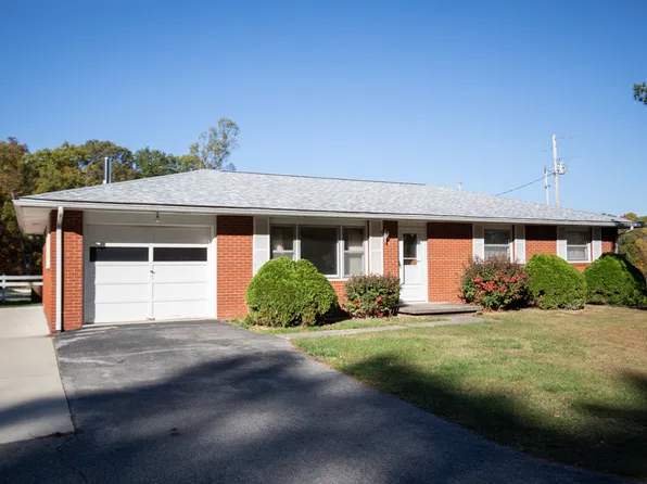 1400 W County Road 115 S, North Vernon, IN 47265