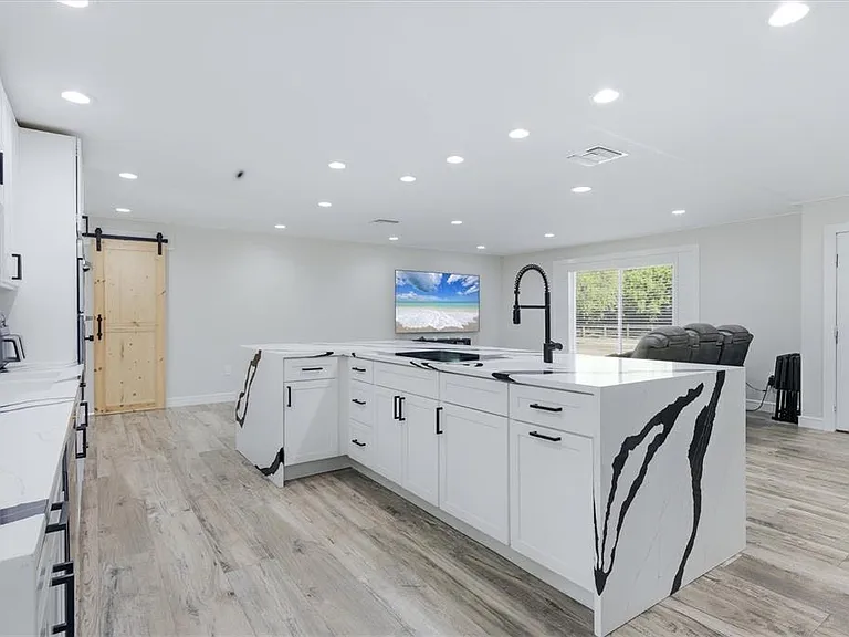 5361 Myakka Valley Trl — Photo 9