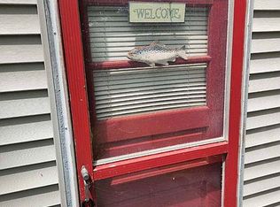 8510 W Sapphire Ave, Lake City, MI 49651