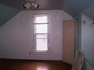 1st image of 237 W Pleasant St