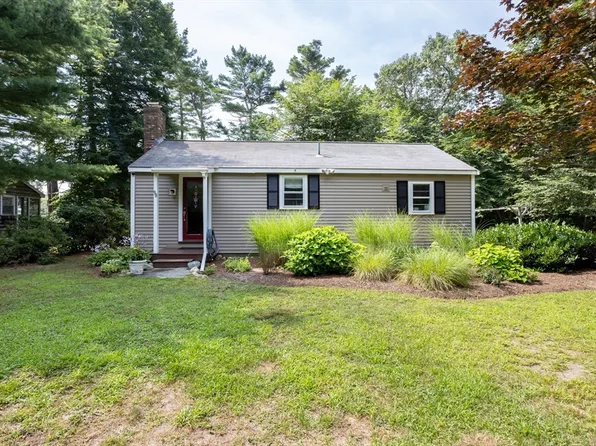 98 Squaws Path, Wareham, MA 02571