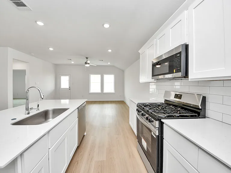 1238 Sandy Shore Ln — Photo 24