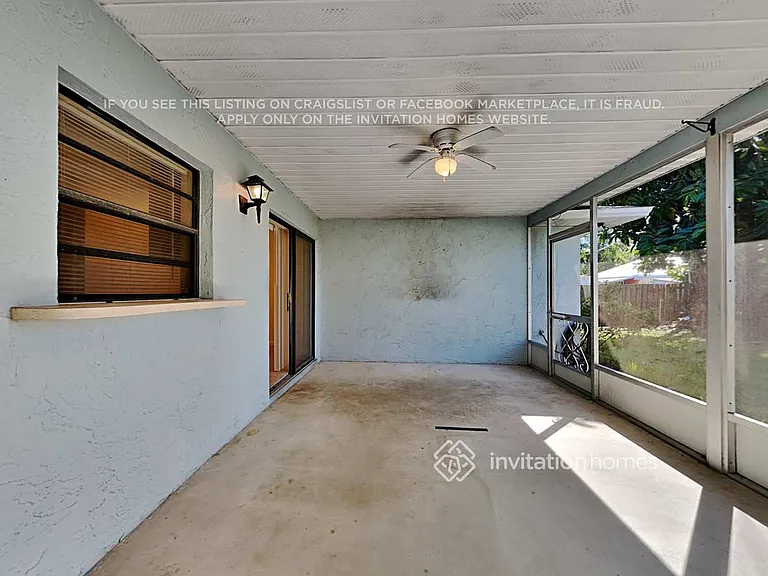 1856 Edith St NE — Photo 17