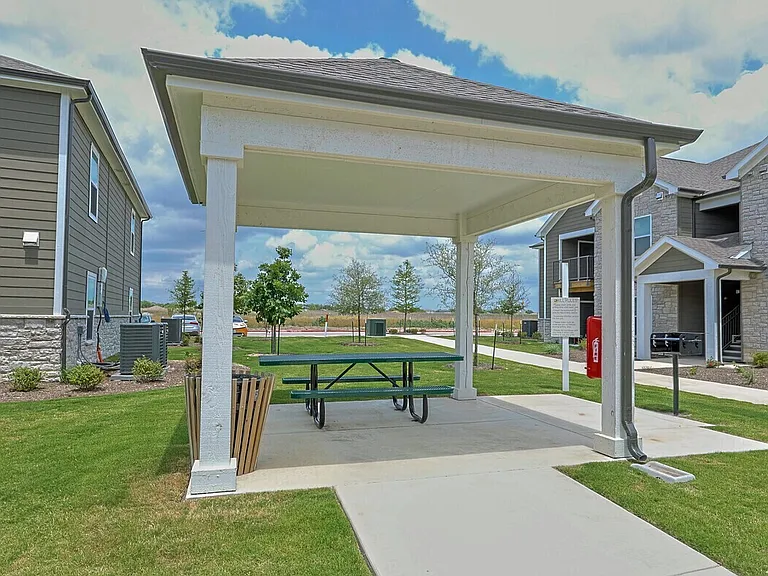 Carver Ridge Apartments — Photo 16