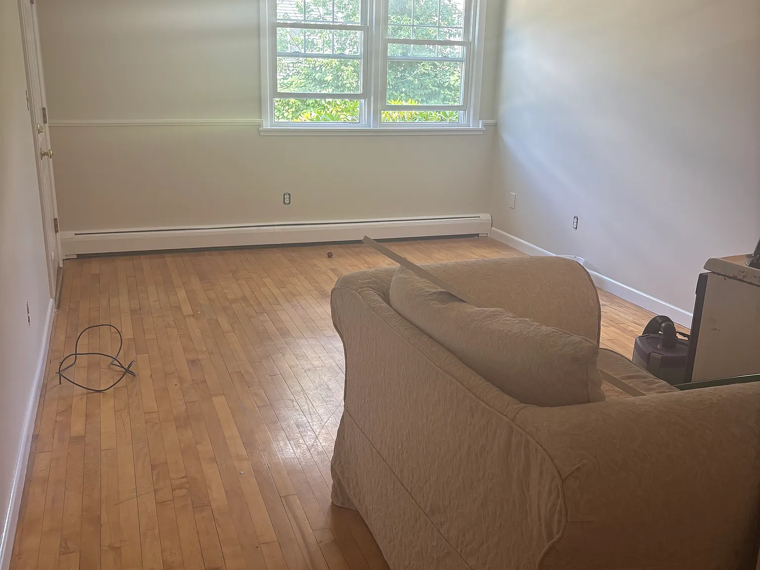 1 bed, 650 sqft, $1,900 — Photo 2
