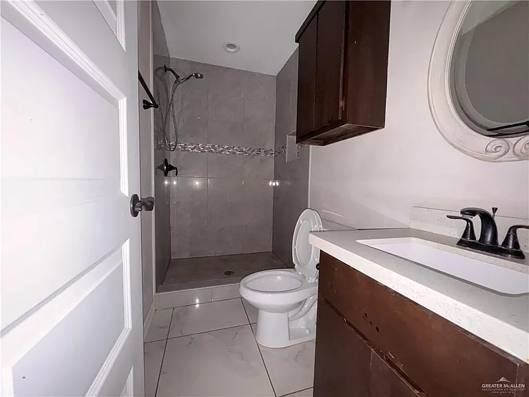 1510 Ithaca Ave #2 — Photo 13