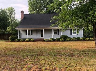 54 Greenbriar Cv, Barnwell, SC 29812