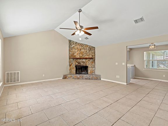 2nd image of 1682 DONNA Drive