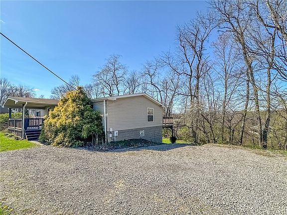 3rd image of 1115 Martin Rd