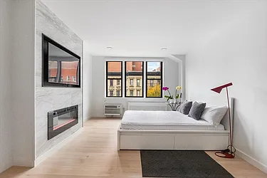 Rented by Edward Seisdedos, LREB