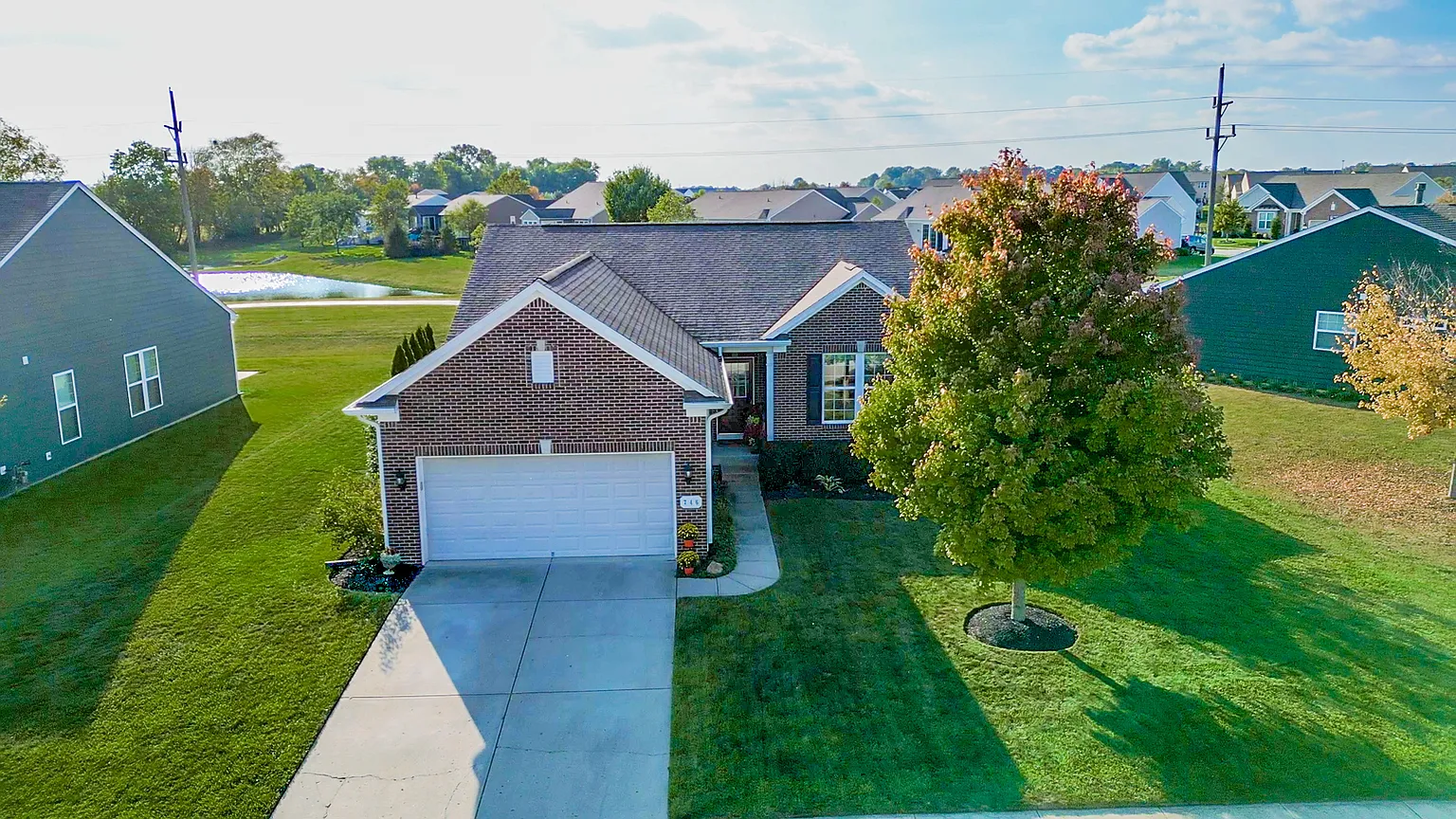 746 King Fisher Dr photo 1
