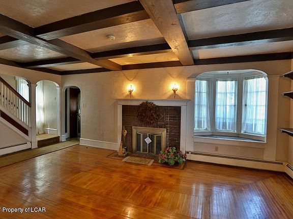 Living Room 3