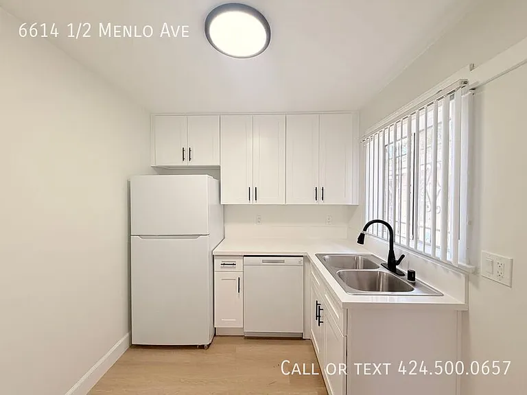 6614 1/2 Menlo Ave — Photo 7