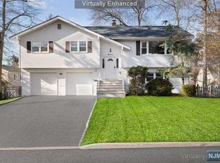 11 Carter St, Norwood, NJ 07648