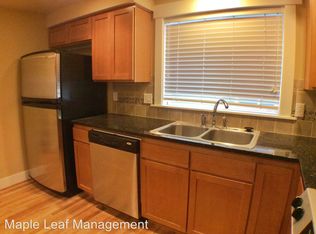 7552B 12th Ave NE, Seattle, WA 98115