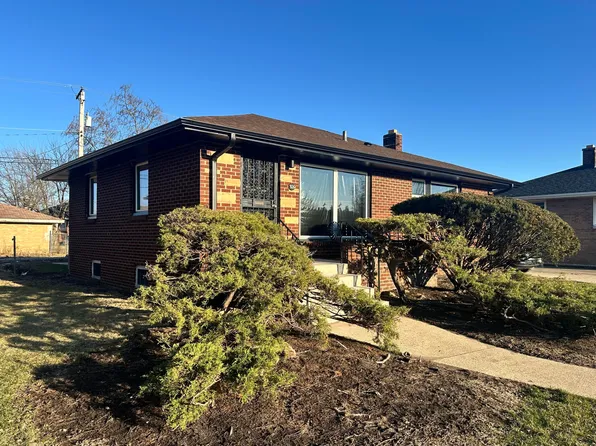 926 Charles Hawkins Dr, Gary, IN 46407