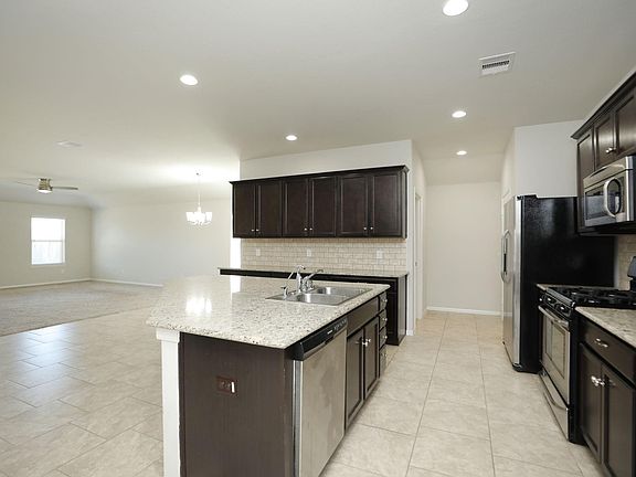 3rd image of 3003 Dripping Springs Ct
