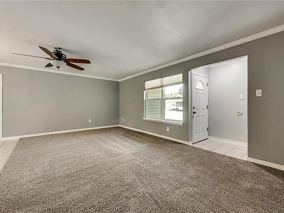 5th image of 660 Pine St