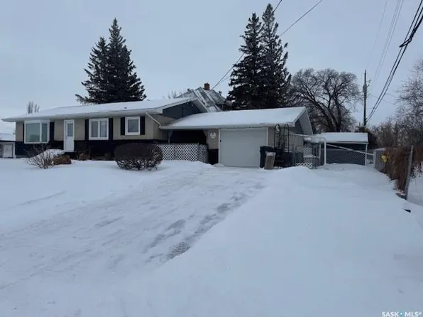 2 22nd STREET, Battleford, SK S0M 0E0