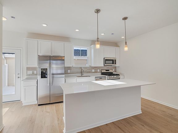 7th image of this home