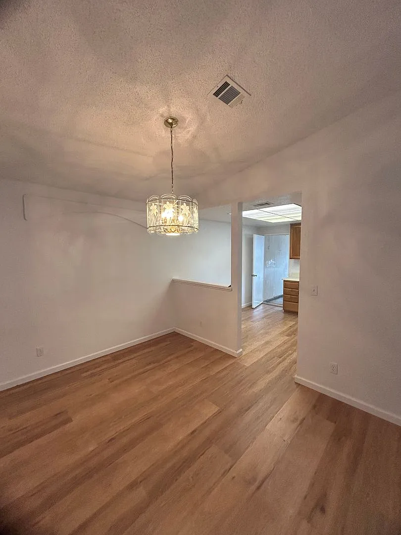 Court location — Photo 4