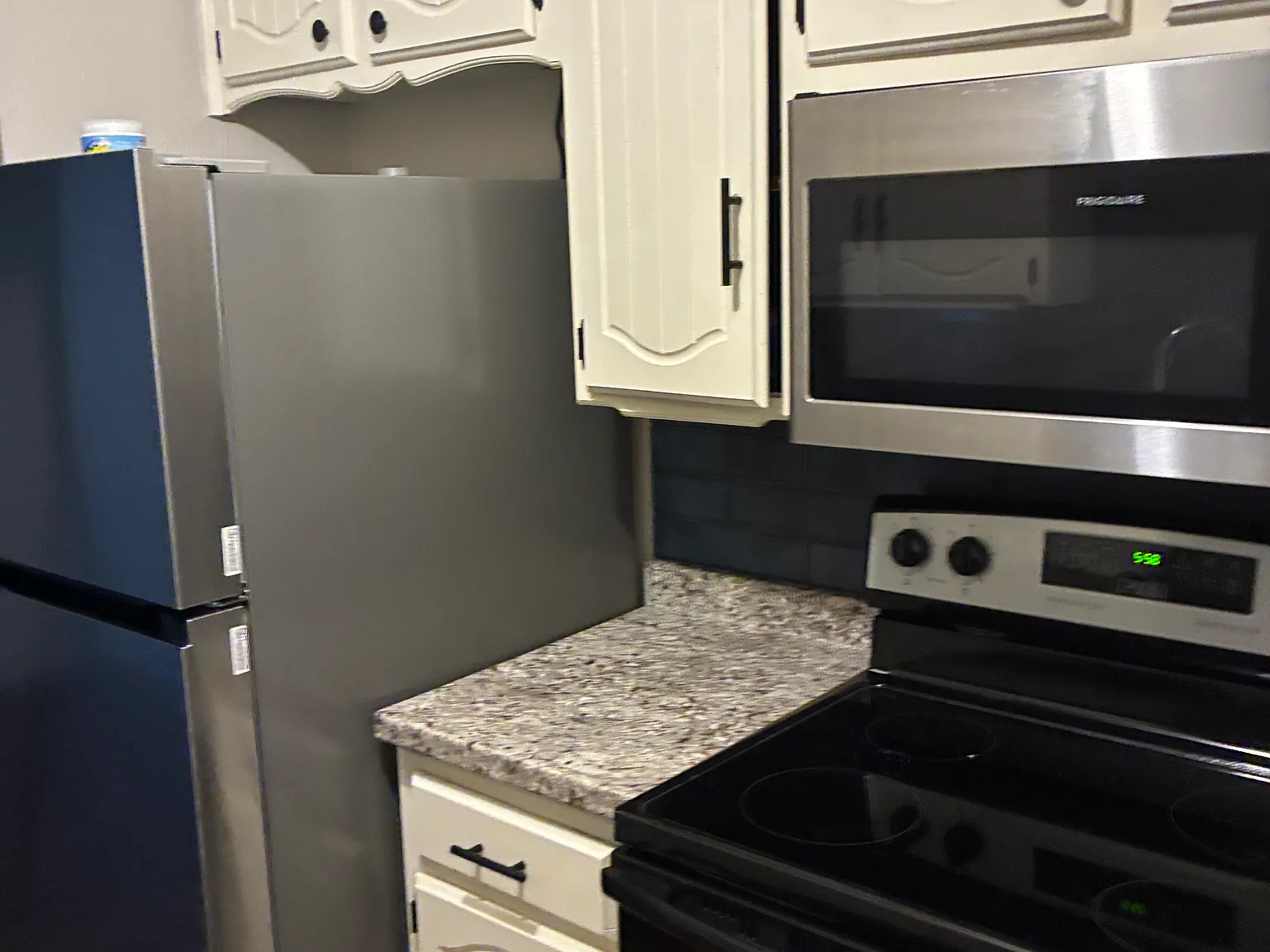 2 bed, 700 sqft, $600 — Photo 1