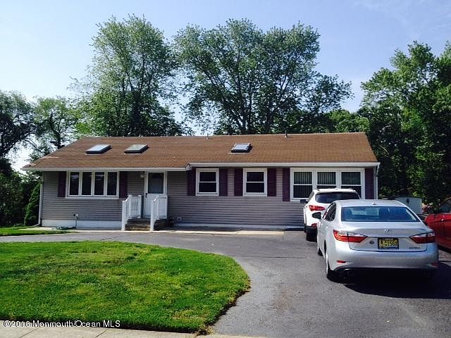 1st image of 983 Bay Ave