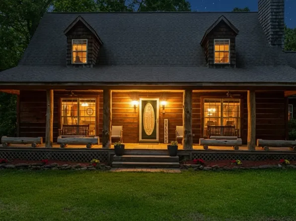 324 Bethany St, Tallapoosa, GA 30176