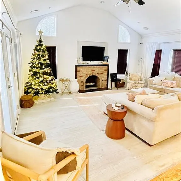 5291 Manhasset Cv — Photo 8