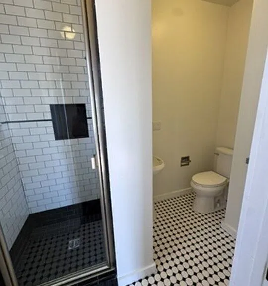 1425 S Curson Ave — Photo 21