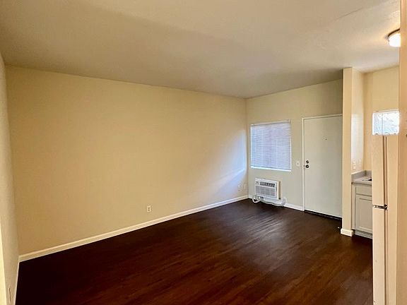 4th image of 4770 York Blvd #205