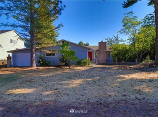 7631 NE 195th St, Kenmore, WA 98028