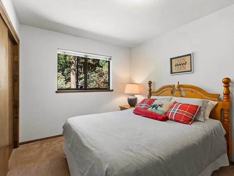 2518 Elizabeth Dr — Photo 12