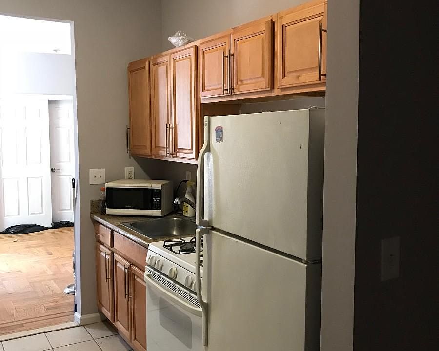 1st image of 725 E 223rd St APT 2A