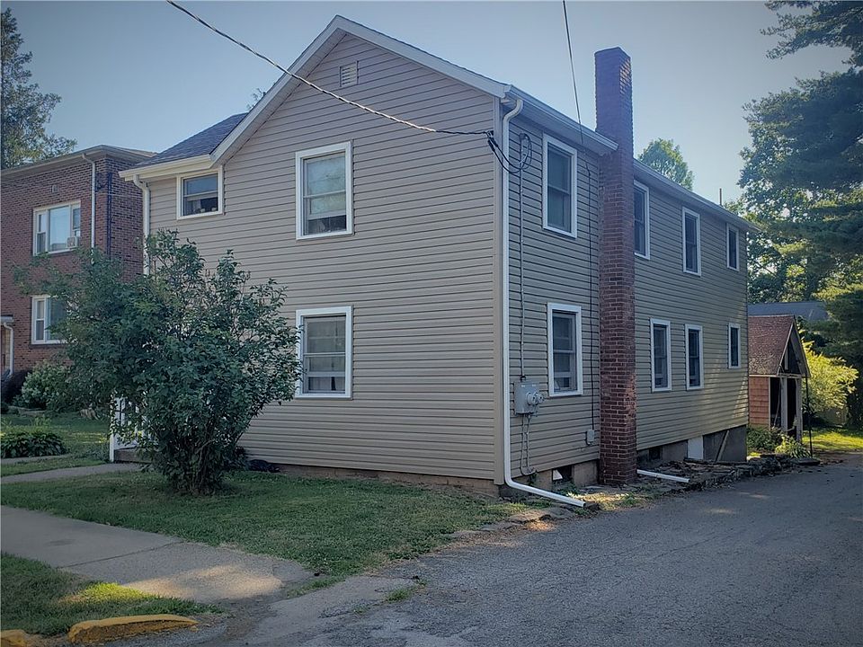 2nd image of 338 N 8th St