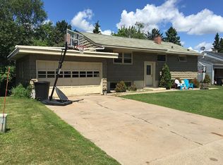 11 Telegraph Dr, Virginia, MN 55792