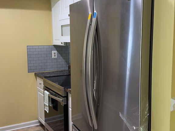 4th image of 1011 Aspen Dr #1011