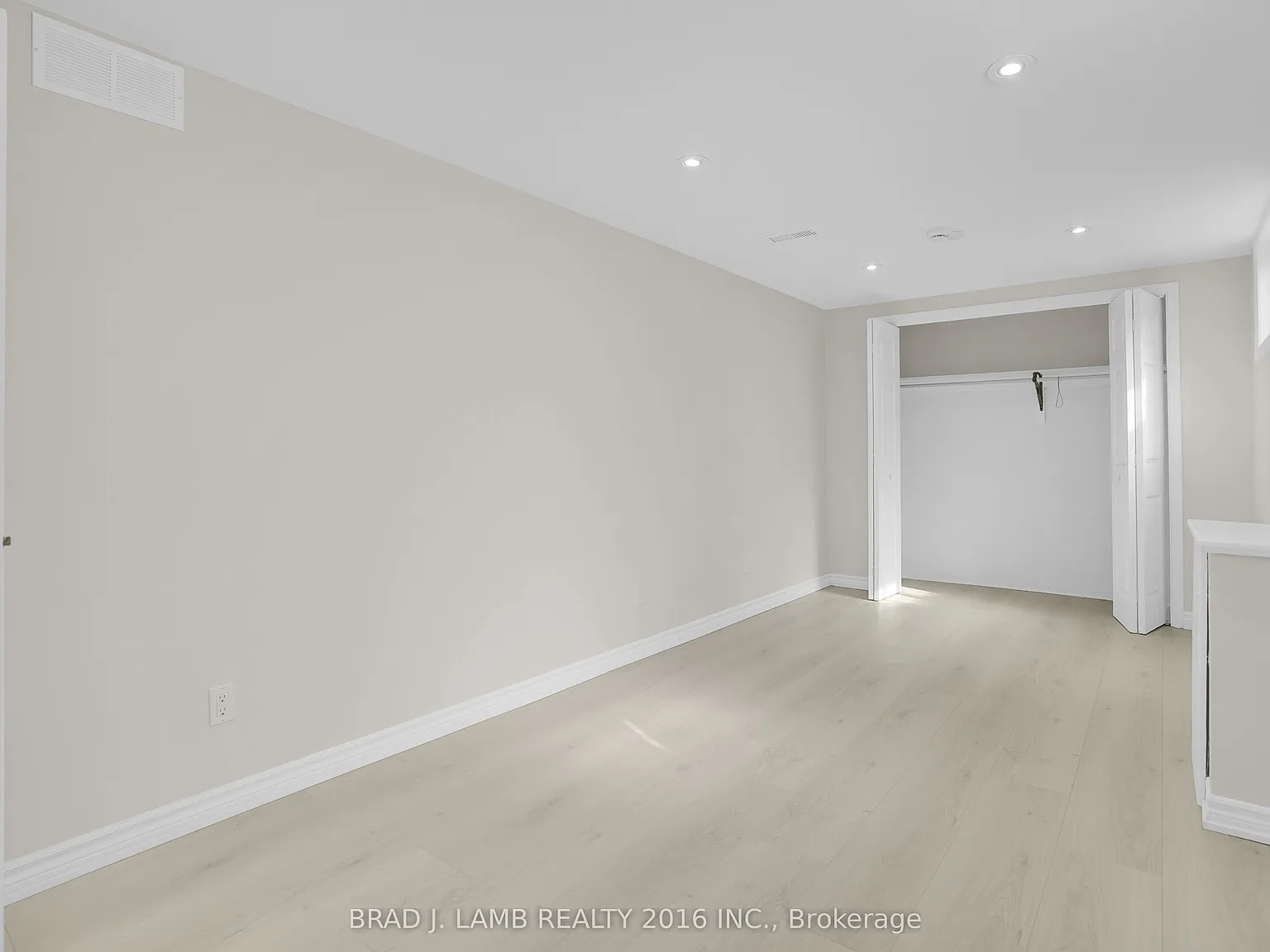 2 bed, $1,800 — Photo 3
