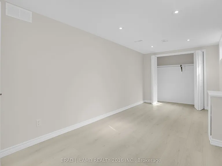 75 Marshall St #LOWER — Photo 3
