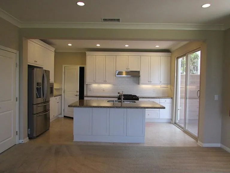 123 Thornhurst — Photo 4