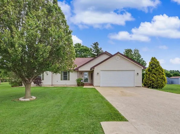 296 N Seventy East Rd, Loda, IL 60948