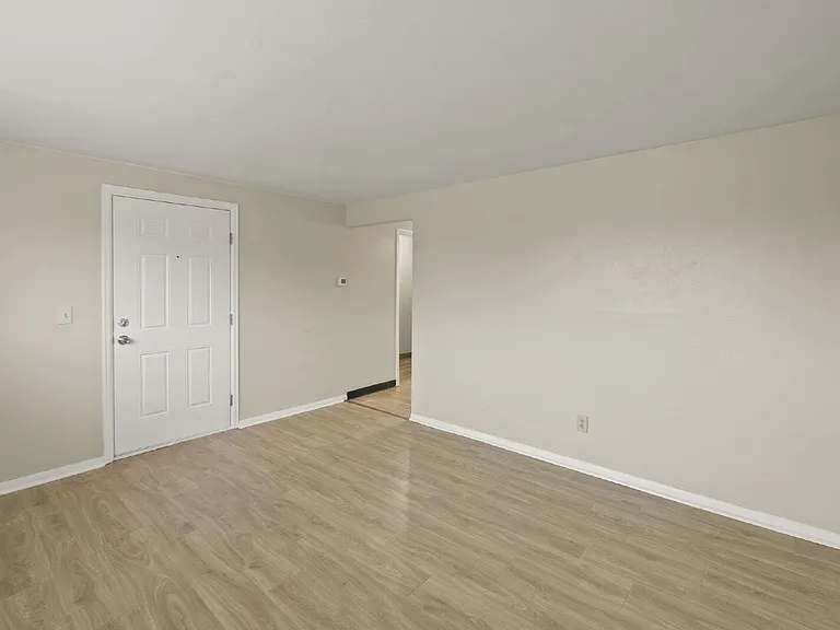4060 Airport Rd — Photo 5