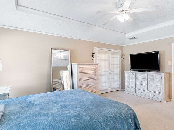 5th image of 1008 Nottingham Dr