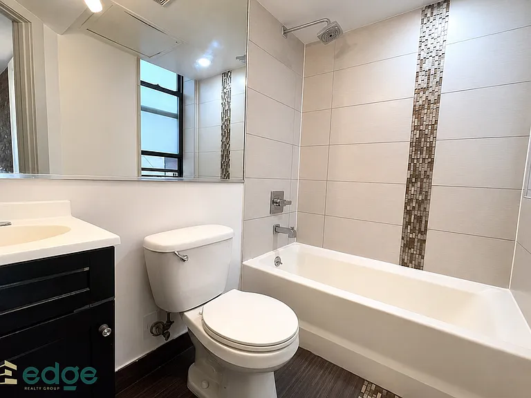 101 Quincy St #1L — Photo 8